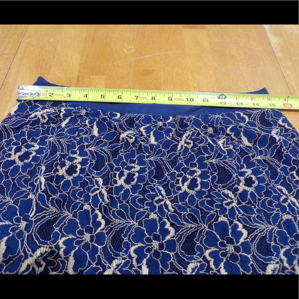 Blue skirt with gold lace, fully lined - Picture 3 of 6
